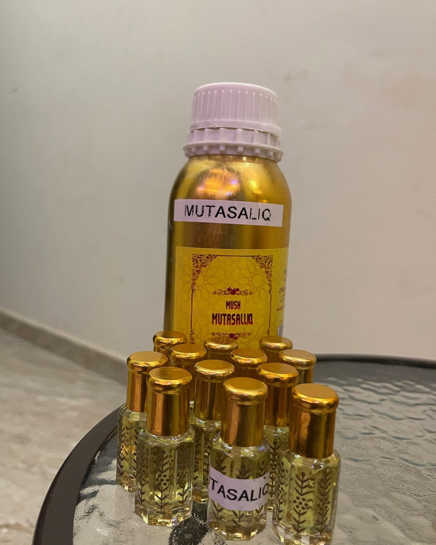 Mutasalliq Musk Oil